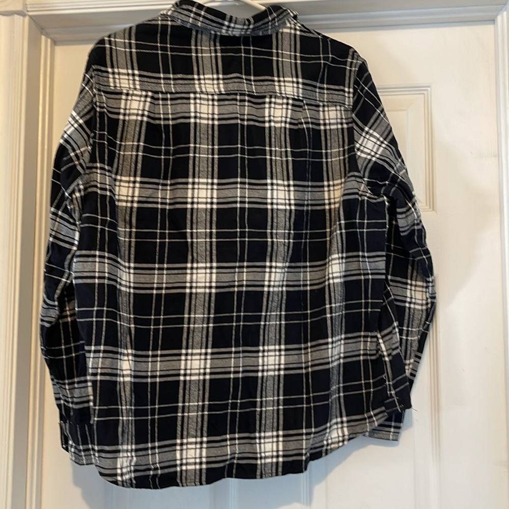 Tilley button up shirt size large - Picture 5 of 5